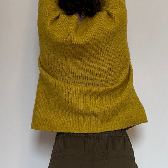Mustard cozy sweater - Picture 5 of 12